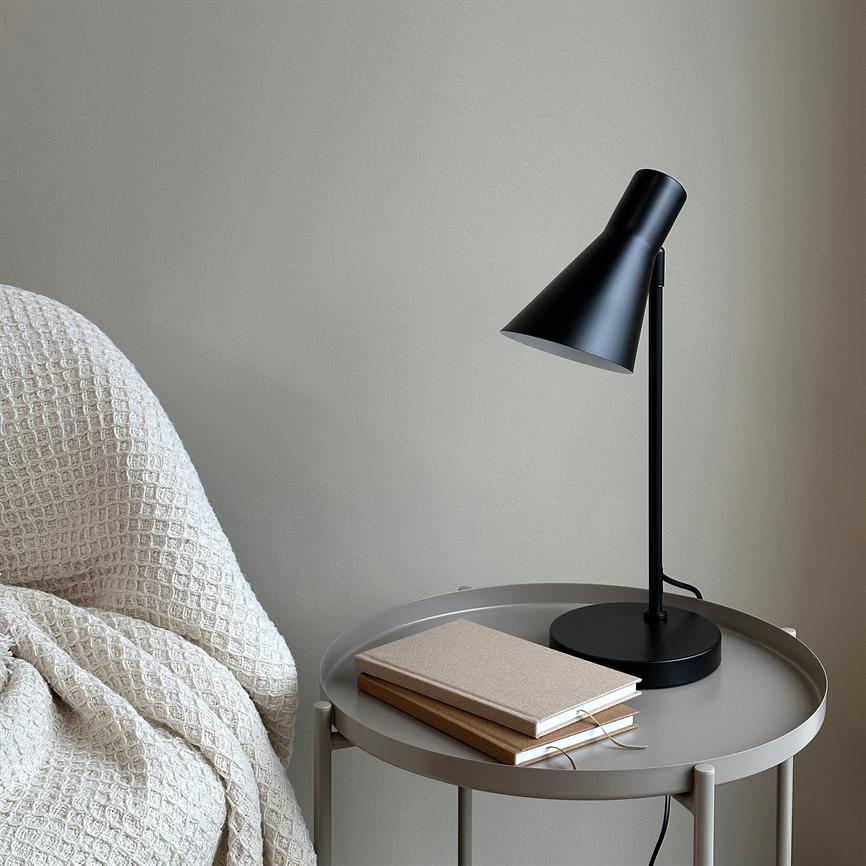 Dyberg Larsen Denver bordlampe svart kontor