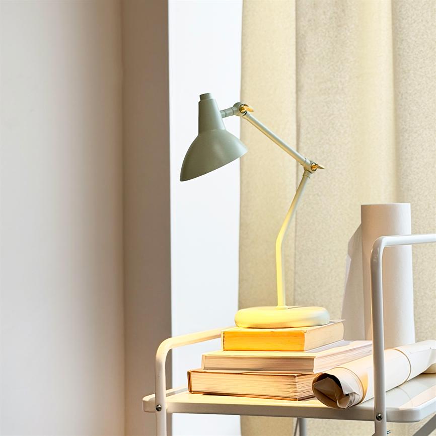 Dyberg Larsen Vela bordlampe mintgrønn justerbar GU10
