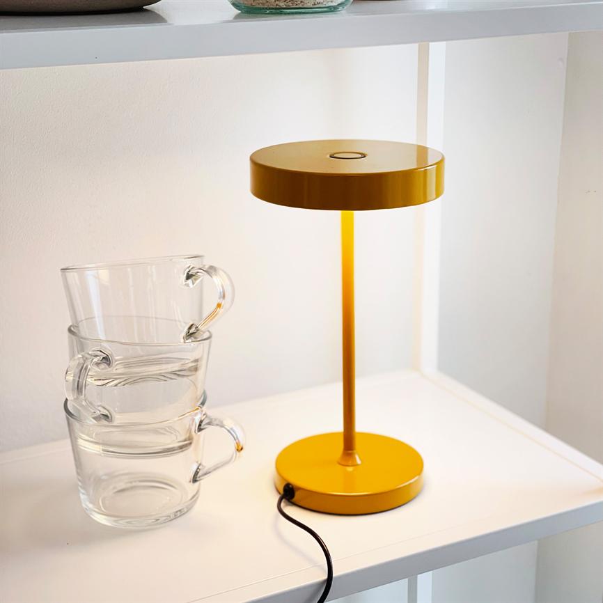 Dyberg Larsen Starlight bordlampe karri LED