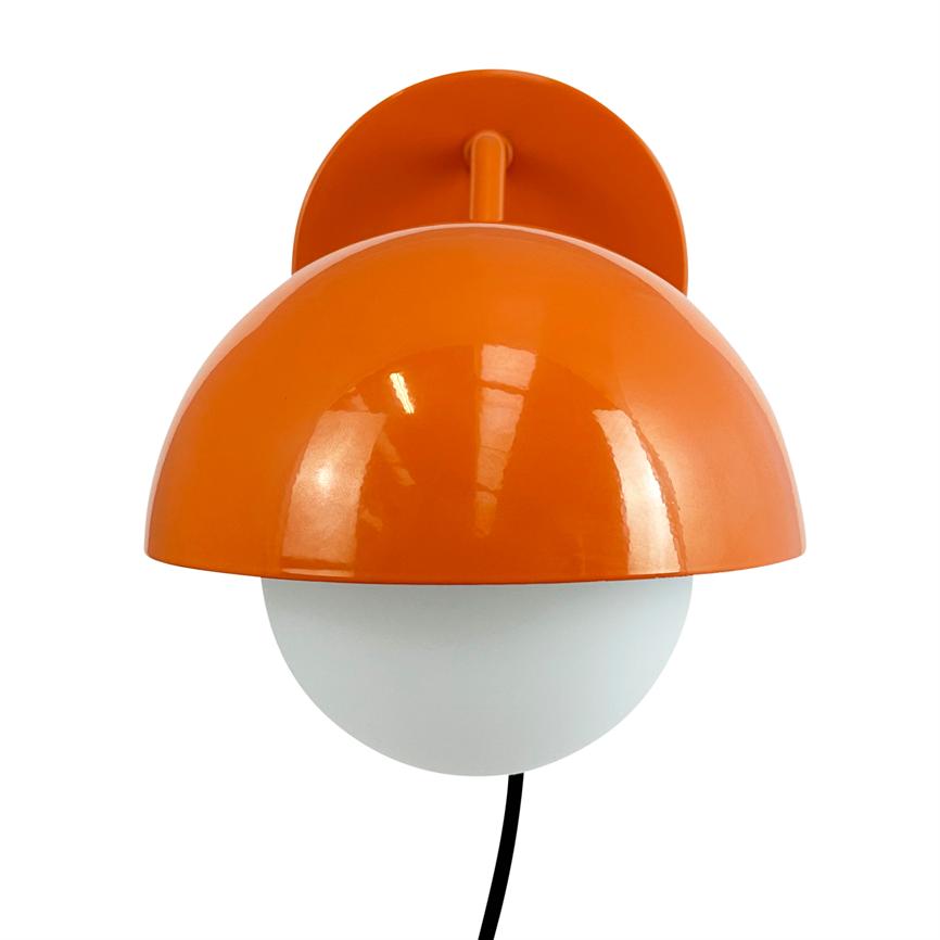 Dyberg Larsen Rose vegglampe orange glass
