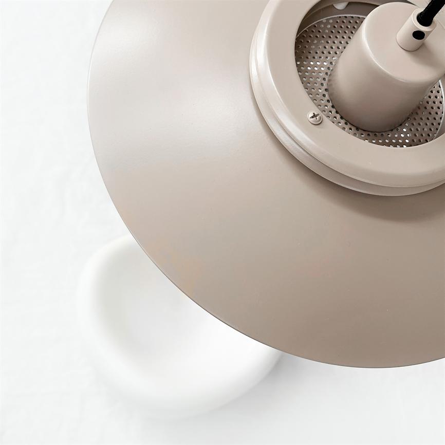 Dyberg Larsen Ejka Mini pendellampe beige 4 skjermer