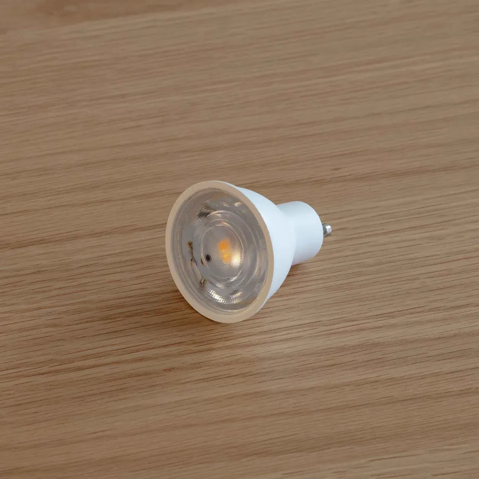 UMAGE Focused Idea GU10 lyspære 7W 2700K dimbar