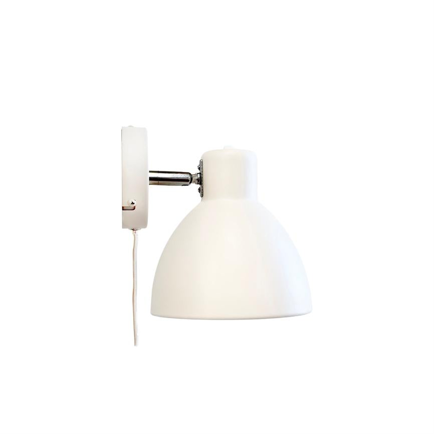Dyberg Larsen Norden vegglampe hvit til soverom