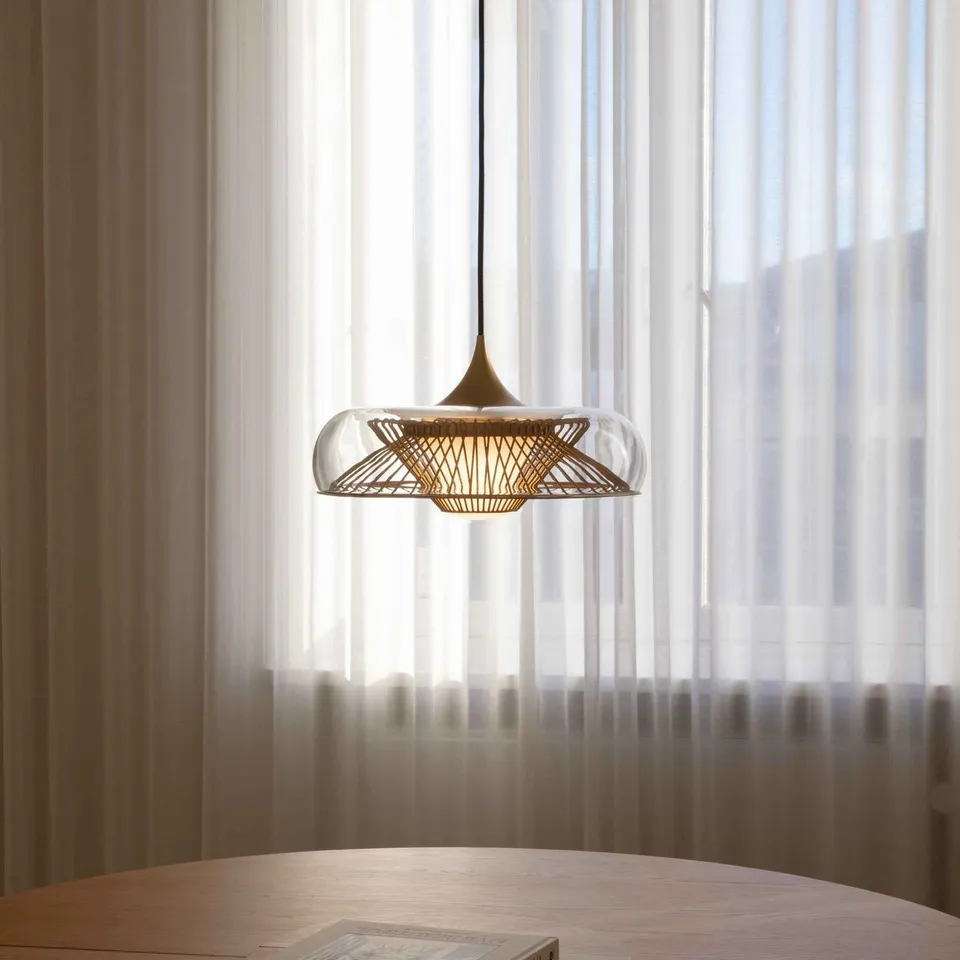 UMAGE Chordis pendelskjerm glass messing