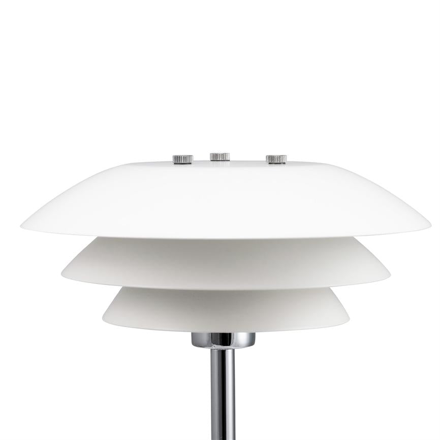 Dyberg Larsen DL20 bordlampe hvit med varmt skjær