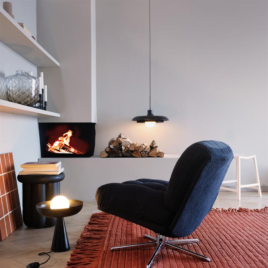 Dyberg Larsen AVA pendel svart glasskuppel