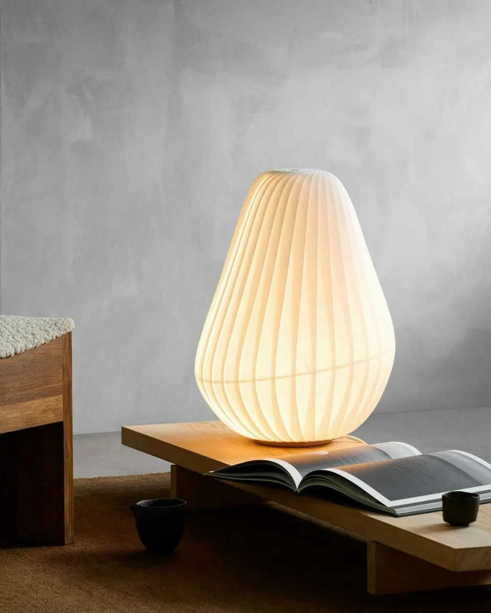 Tom Rossau TR31 bordlampe hvit E27