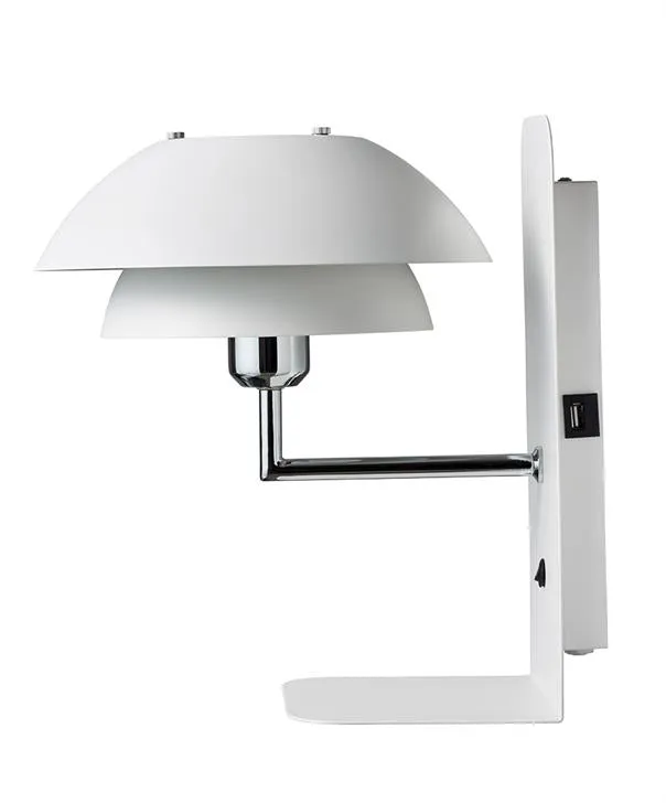 Dyberg Larsen Parma vegglampe hvit USB-hylle
