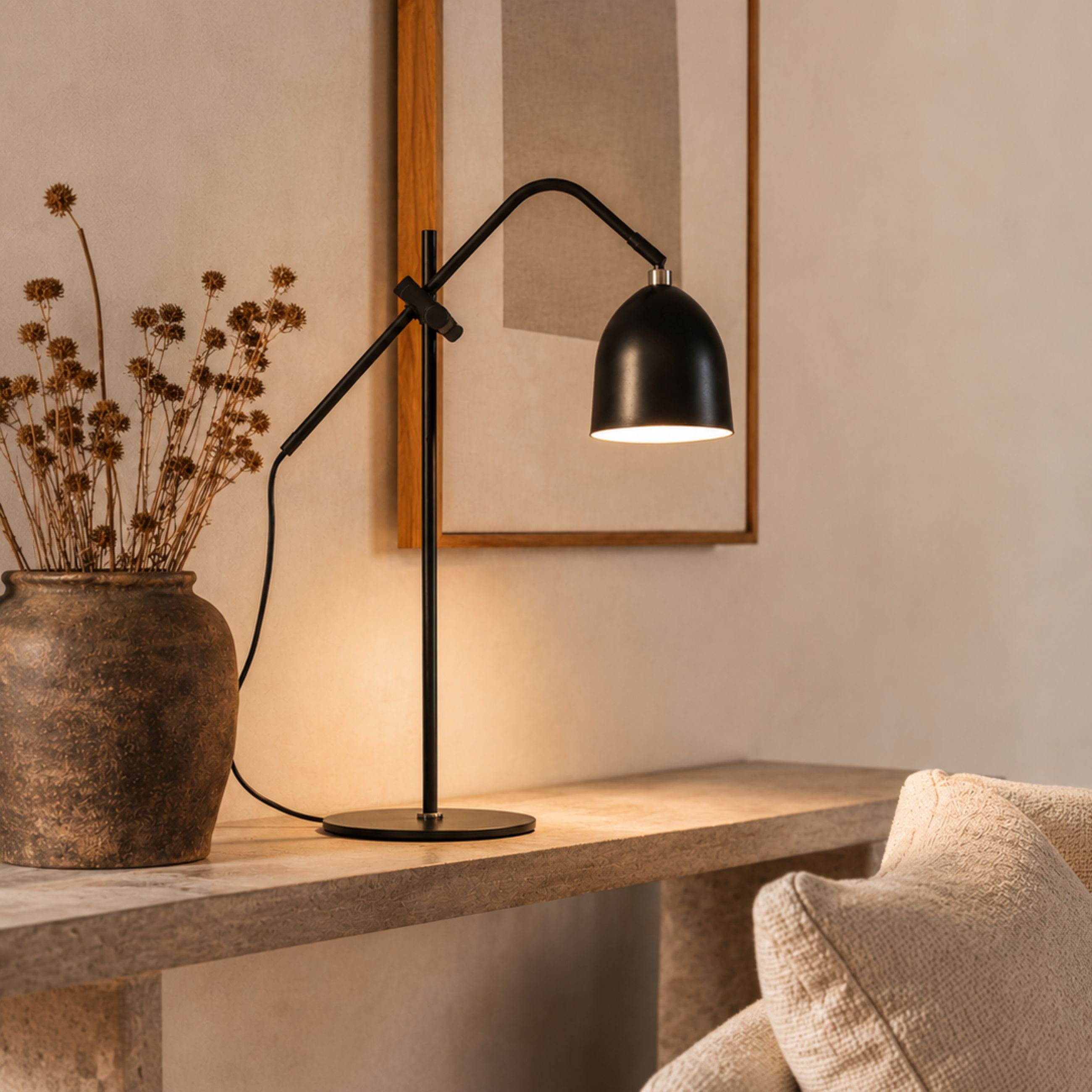 Dyberg Larsen Easton bordlampe svart justerbar