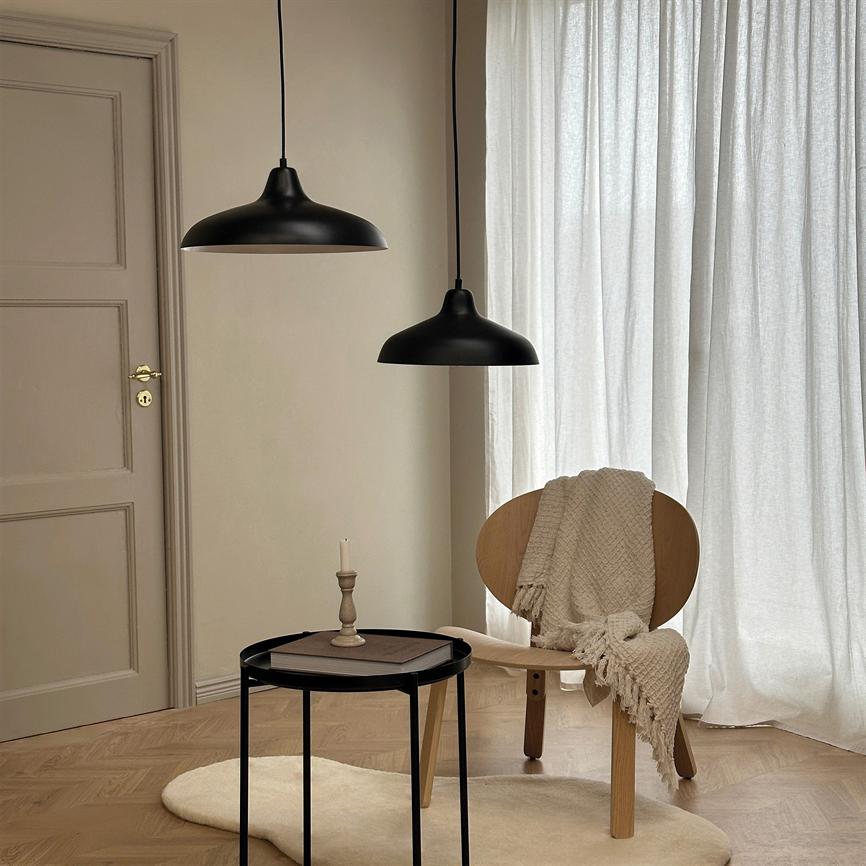 Dyberg Larsen Futura Ø30 pendel sort minimalistisk