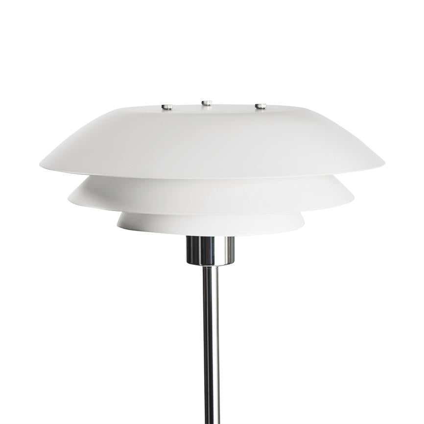 Dyberg Larsen DL31 gulvlampe hvit opal