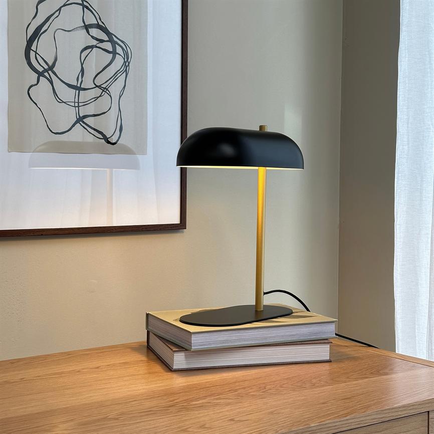 Dyberg Larsen ARCH bordlampe svart messing 35,5cm