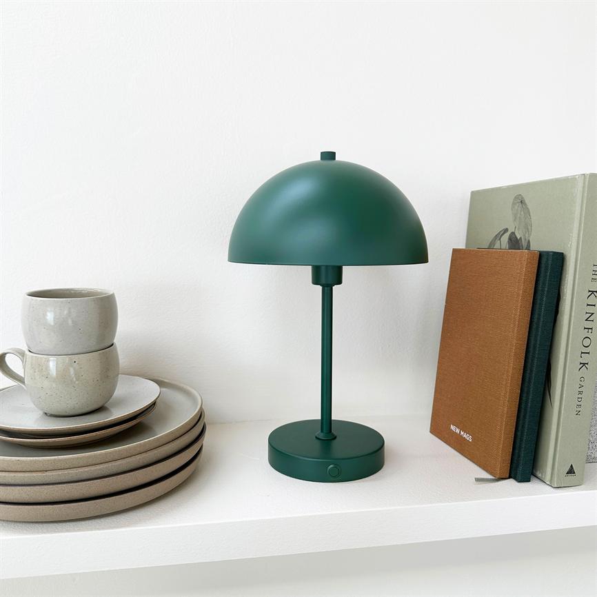 Dyberg Larsen Stockholm V2.0 bordlampe mørkegrønn oppladbar