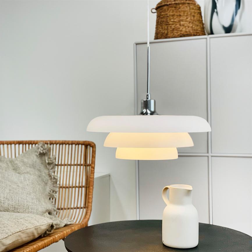 Dyberg Larsen AVA pendel Ø40 opal E27 spisestue