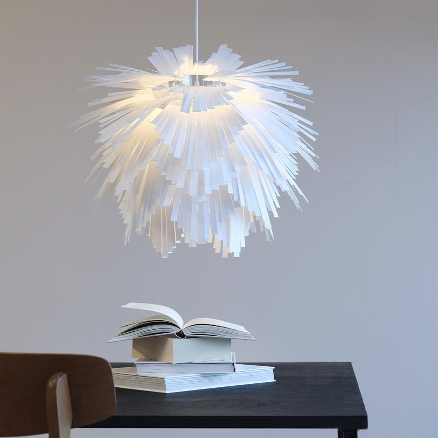 Dyberg Larsen Illumin Cascade pendel medium hvit