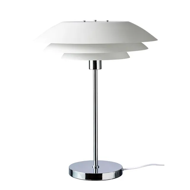 Dyberg Larsen DL45 bordlampe hvit klassisk