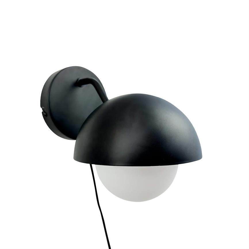 Dyberg Larsen Rose vegglampe sort hvit messing