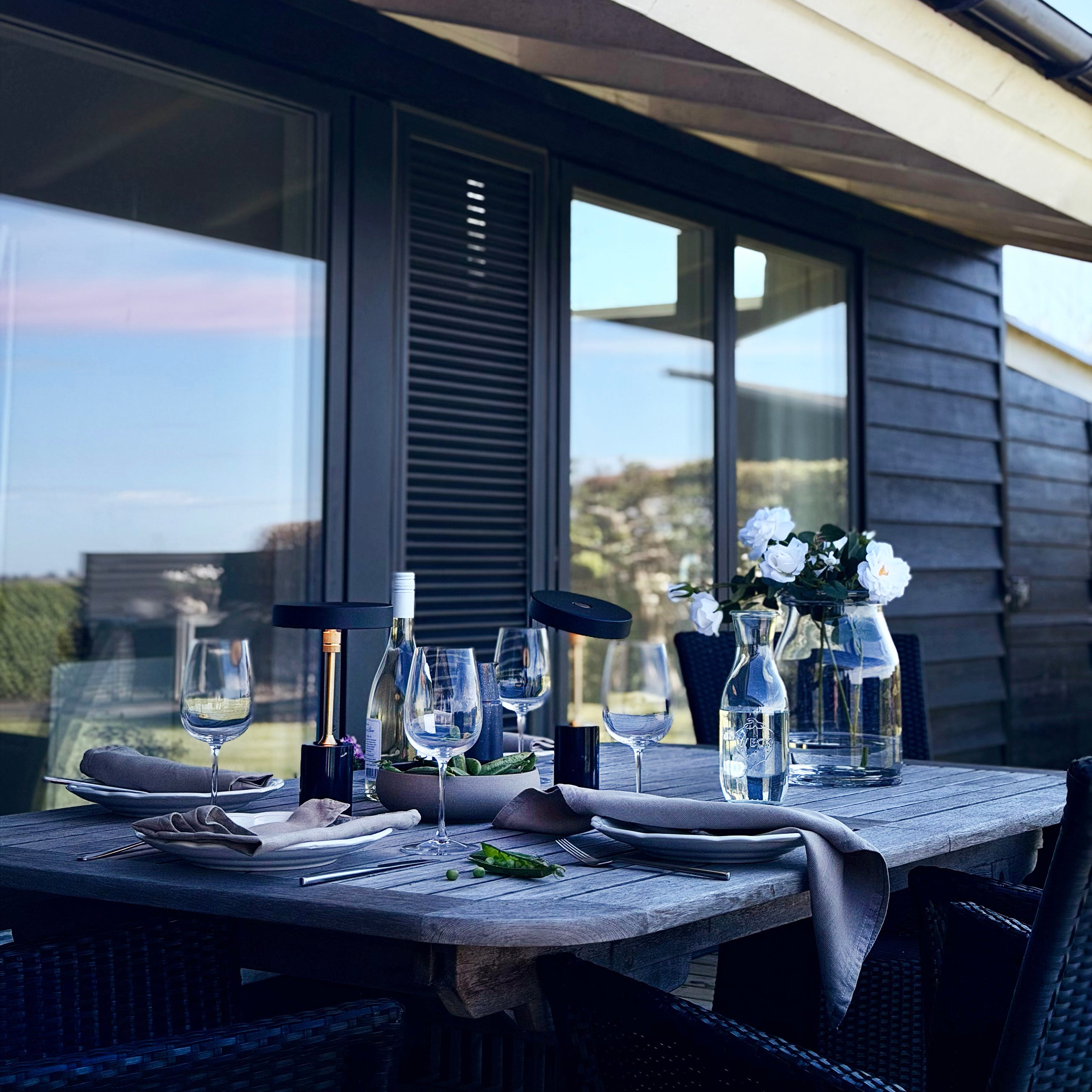 Dyberg Larsen Starlight bordlampe sort marmor oppladbar