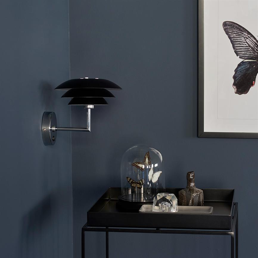 Dyberg Larsen DL20 vegglampe svart blendfri