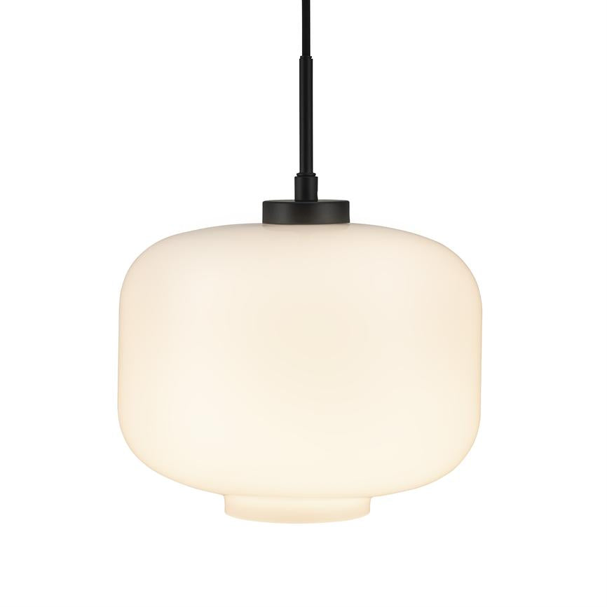 Dyberg Larsen ARP pendel Ø25 svart opalglass