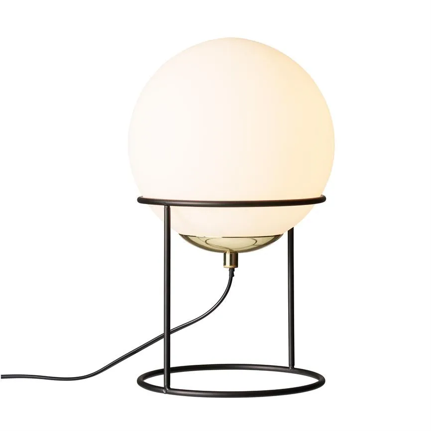Dyberg Larsen Moon bordlampe opal E27