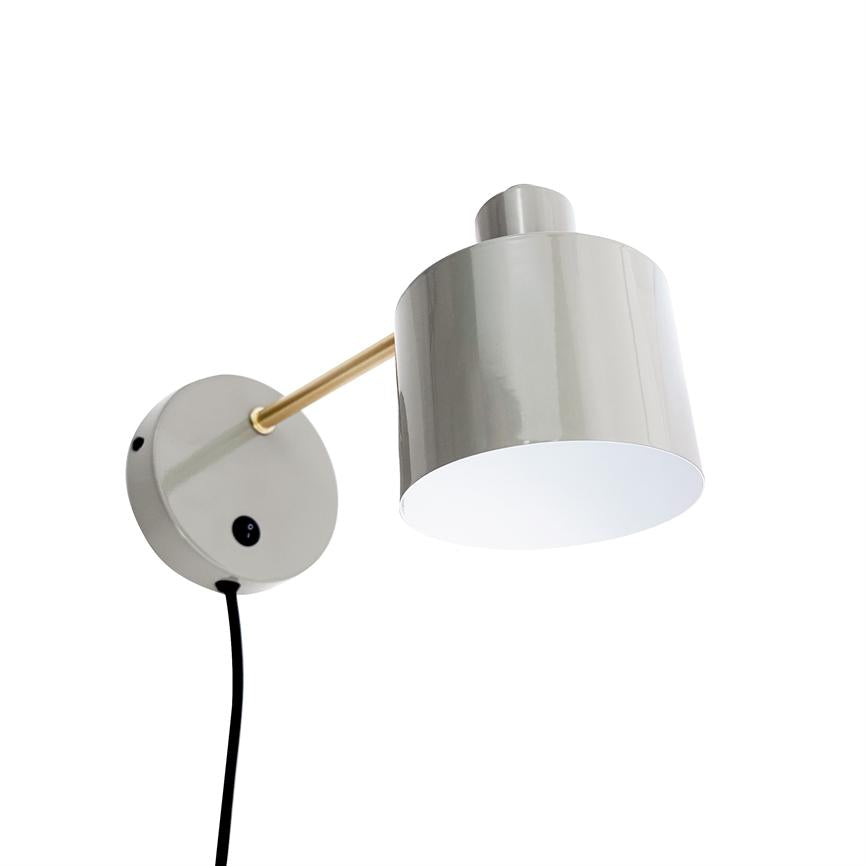 Dyberg Larsen Ocean vegglampe oliven messing
