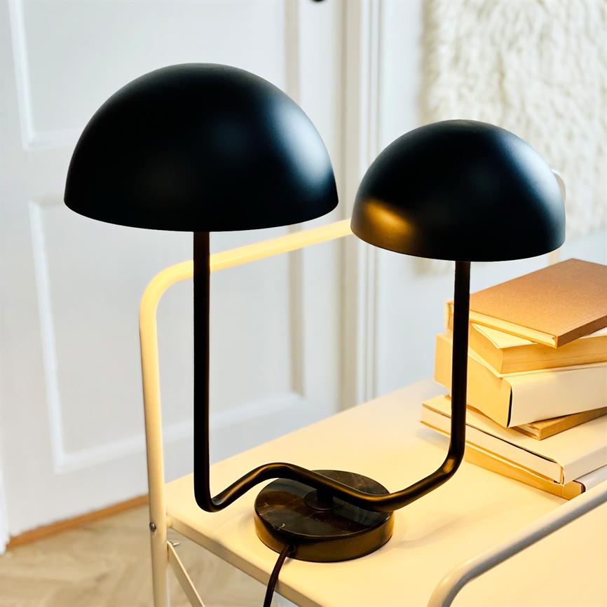 Dyberg Larsen Cluster bordlampe sort marmor