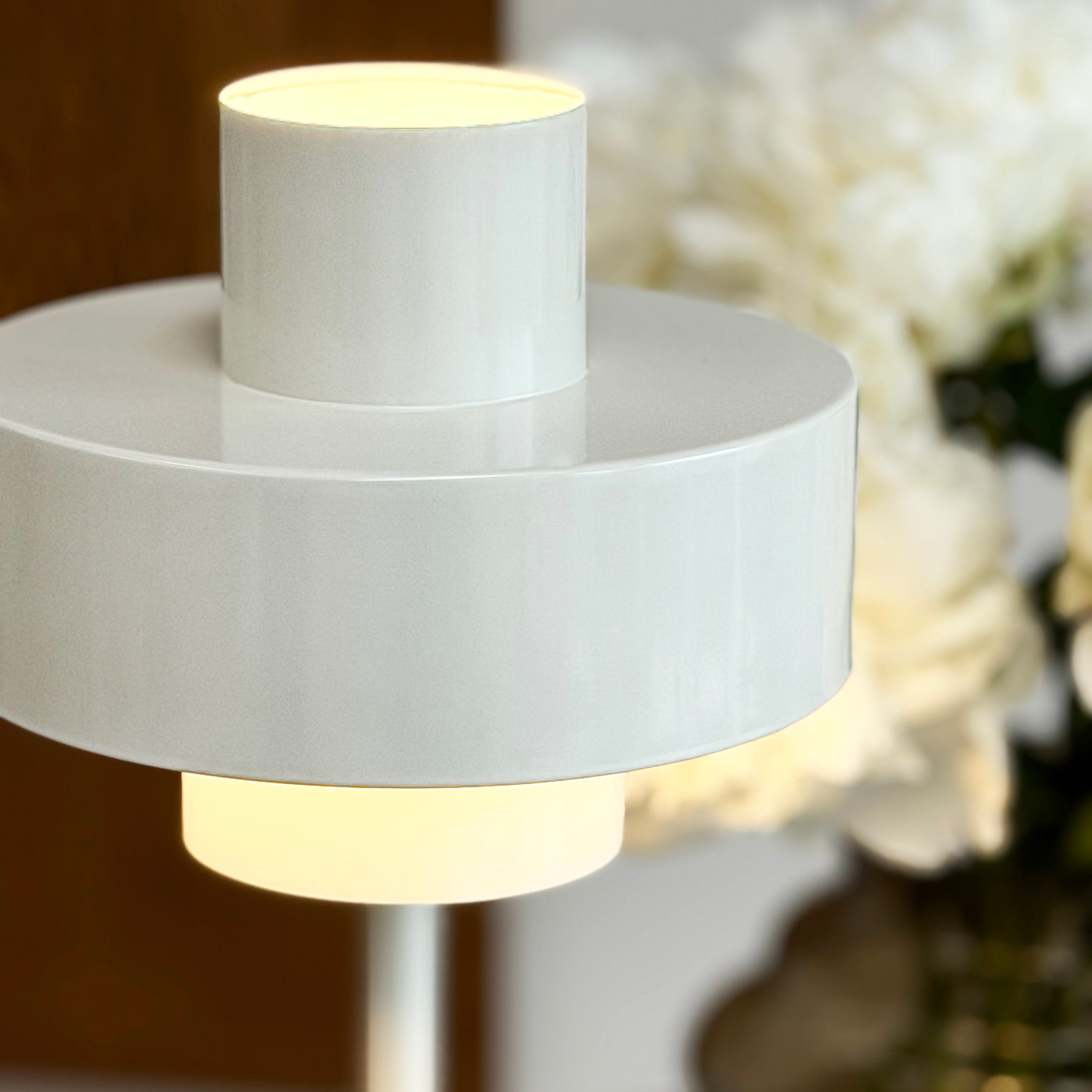 Dyberg Larsen Stoke bordlampe kit white metall