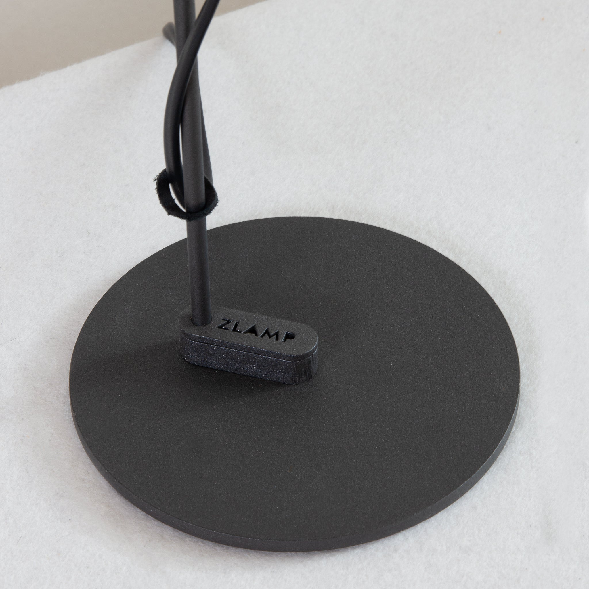 Zlamp Olga 320-1613 bordlampe mørkegrå mulbær