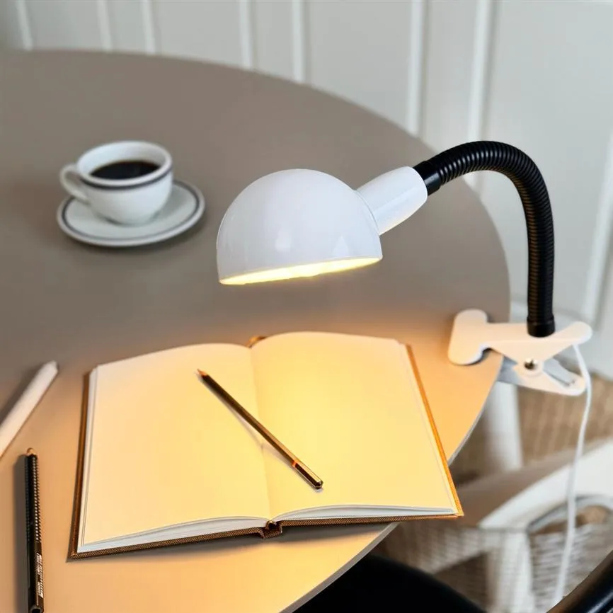 Dyberg Larsen Swan klemmelampe hvit leselampe