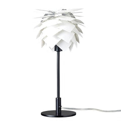 Dyberg Larsen PineApple bordlampe hvit stål