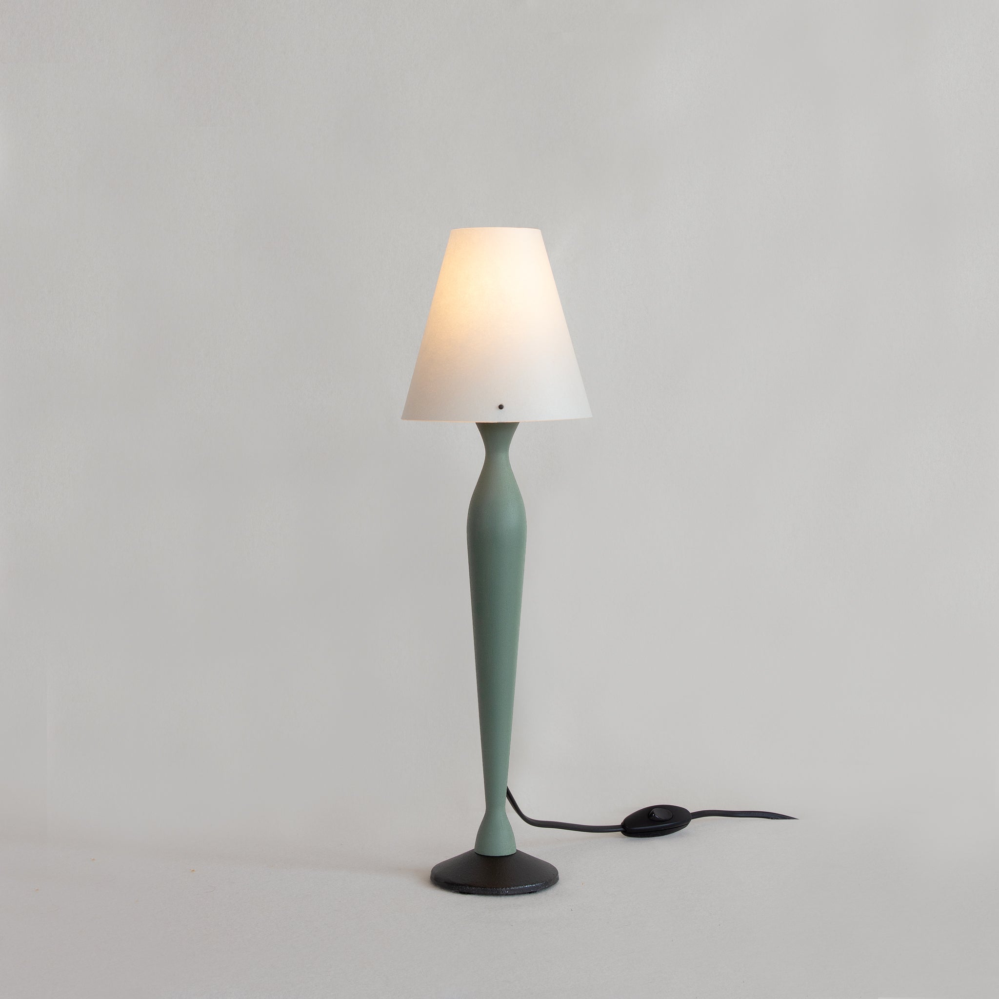Zlamp Rebecca liten bordlampe grønngrå bjørk