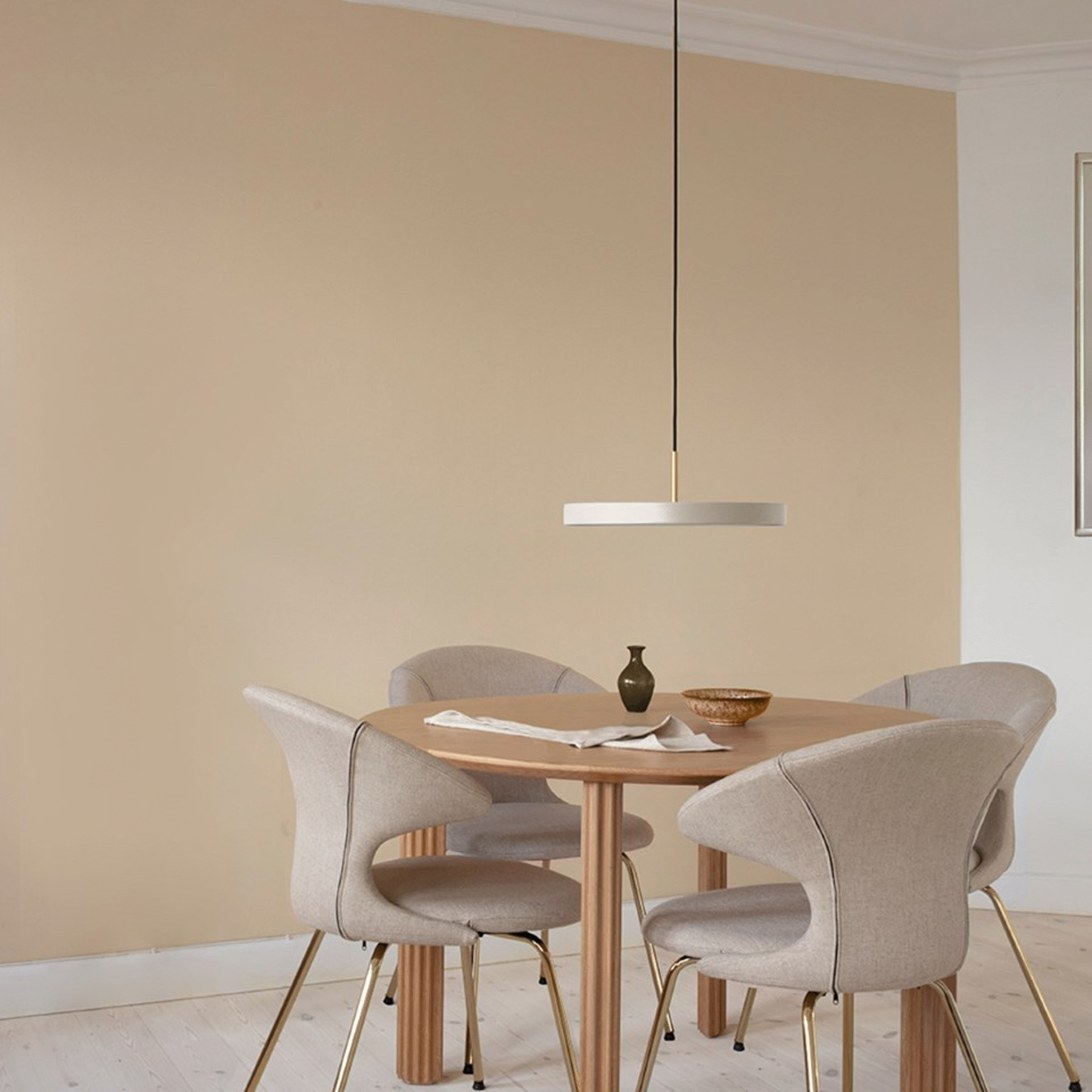 UMAGE Asteria Plus pendel perlehvit messing medium