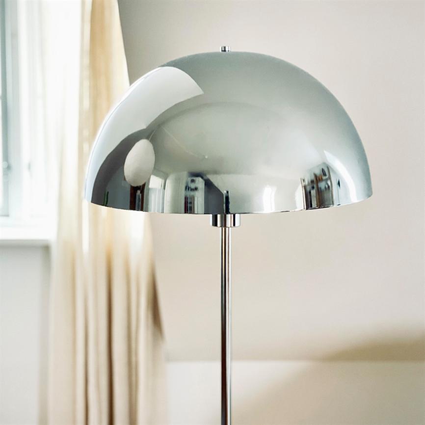 Dyberg Larsen Stockholm gulvlampe krom marmor leselys