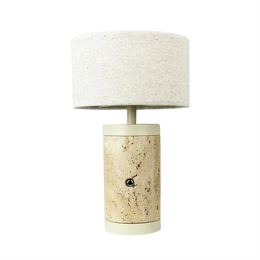 Dyberg Larsen Mellow bordlampe travertin oppladbar
