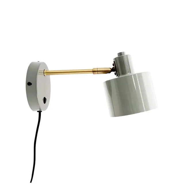 Dyberg Larsen Ocean vegglampe oliven messing indirekte