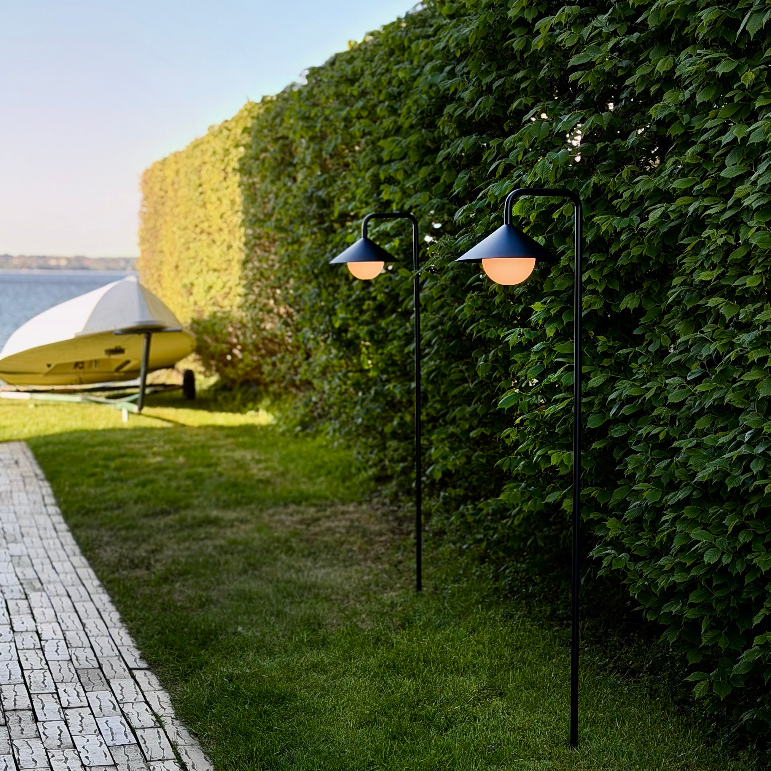 Dyberg Larsen Nova hagespyd lyskule fjernkontroll 80 cm