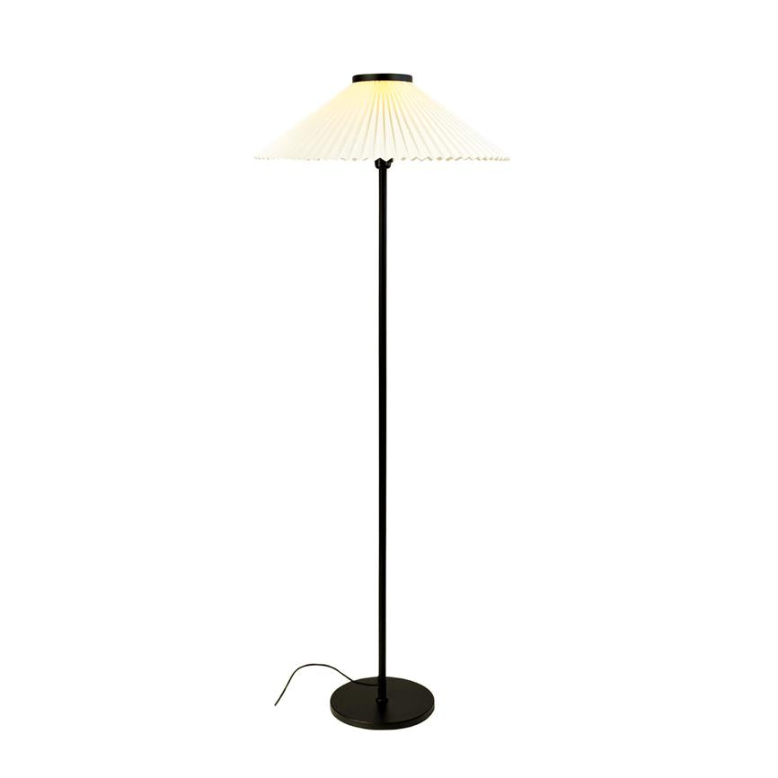 Dyberg Larsen Plissé gulvlampe hvit sort plissert