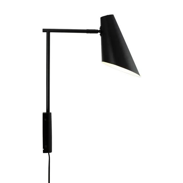 Dyberg Larsen Cale vegglampe svart spotlight