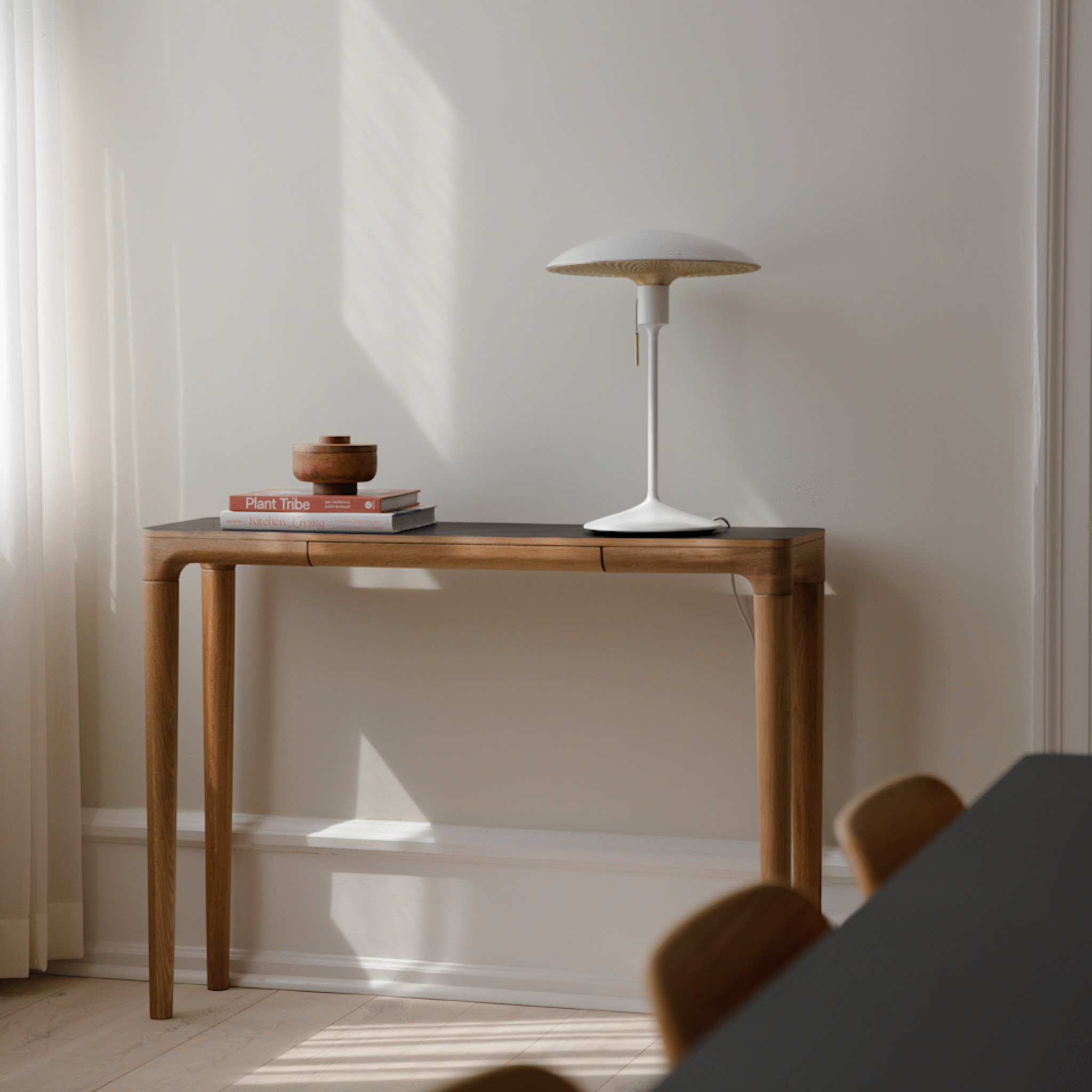 UMAGE Manta Ray lampskjerm svart messing