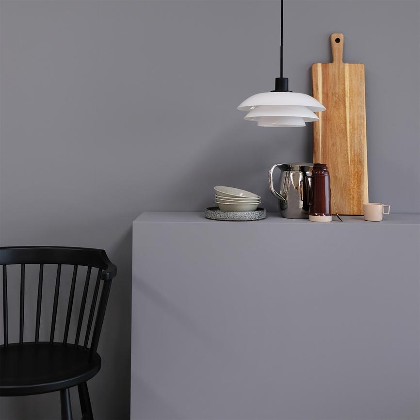 Dyberg Larsen DL31 pendel svart opal 3-skjermet