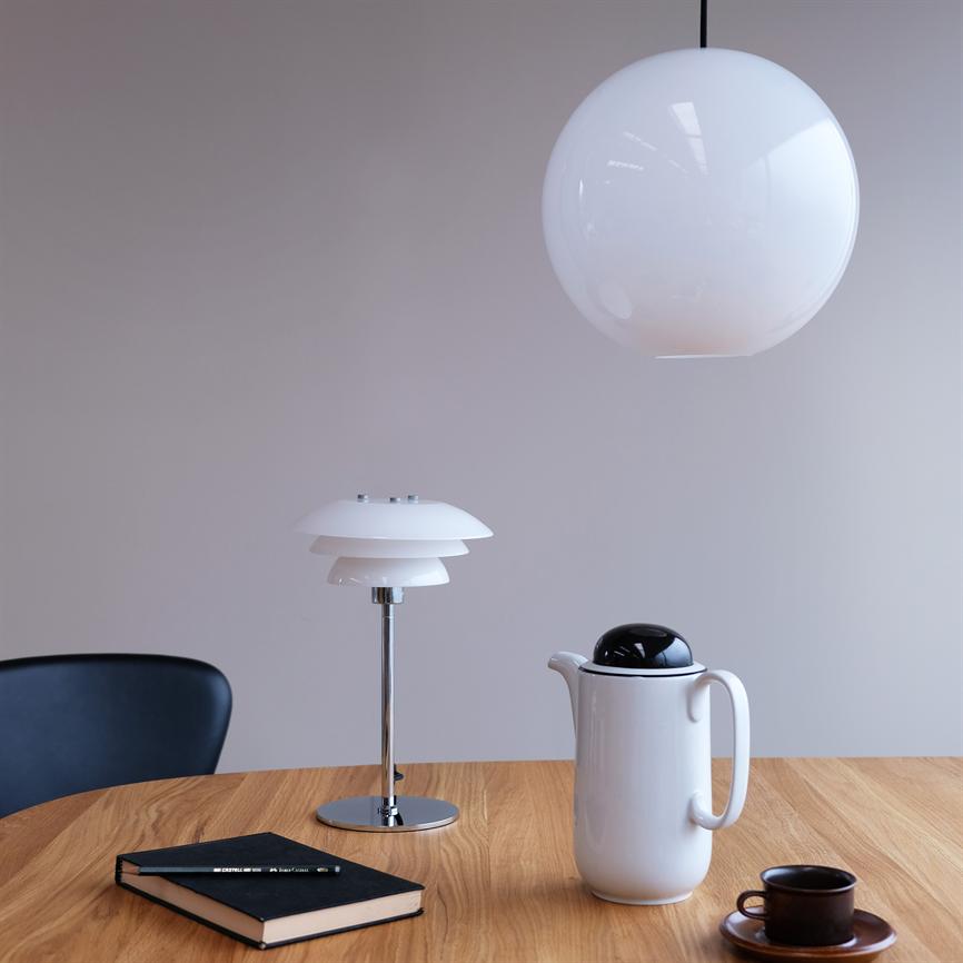 Dyberg Larsen Café pendel Ø25 opal blendefritt lys