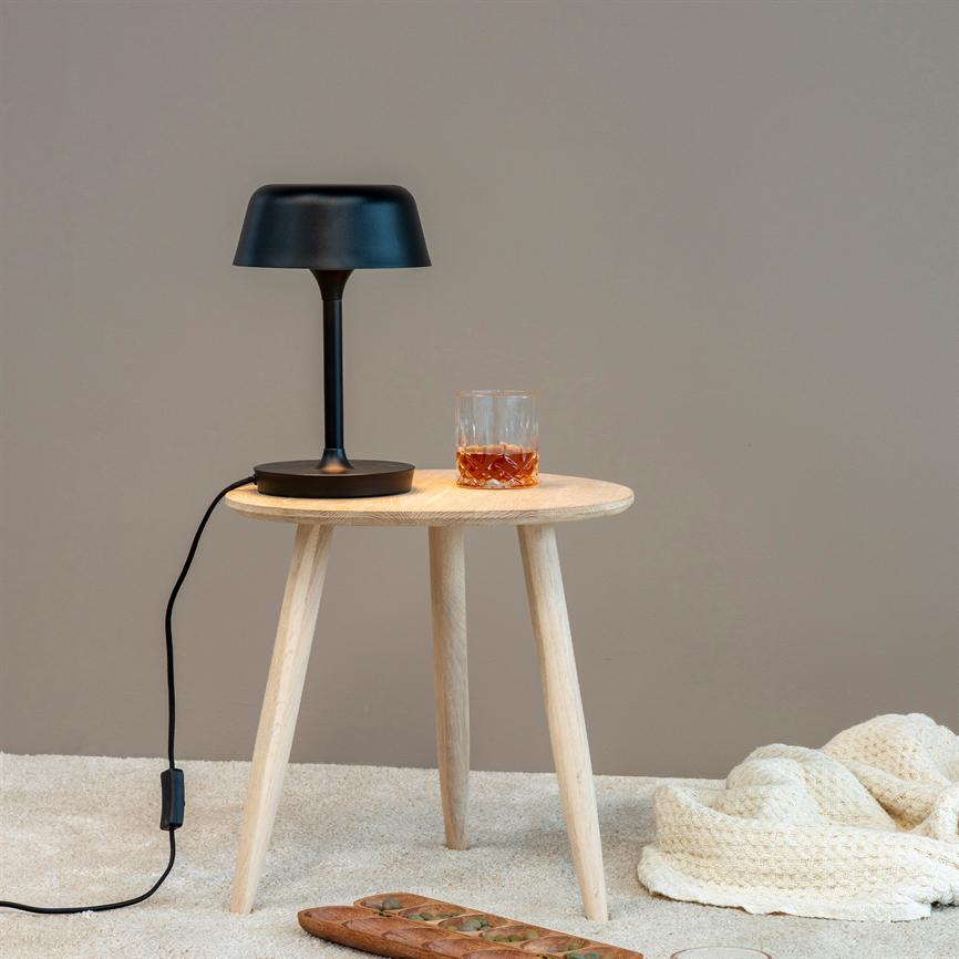 Dyberg Larsen Valencia bordlampe sort behagelig lys