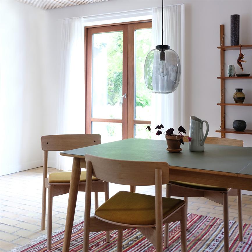 Dyberg Larsen DL39 pendel smoke sort glass