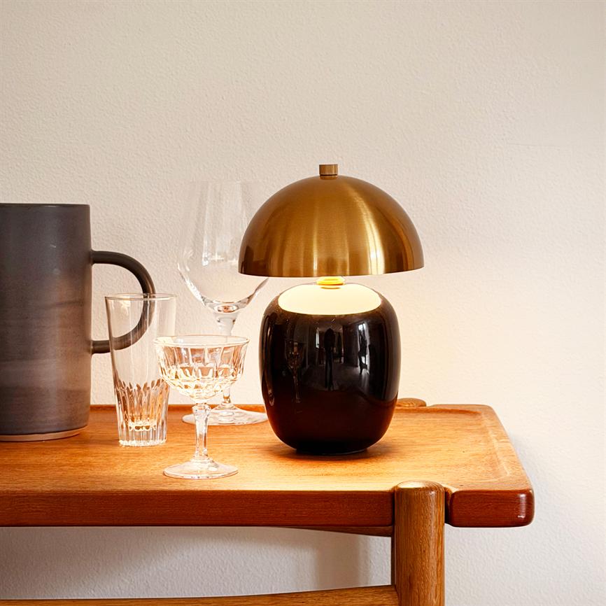 Dyberg Larsen Manhatten bordlampe sort oppladbar