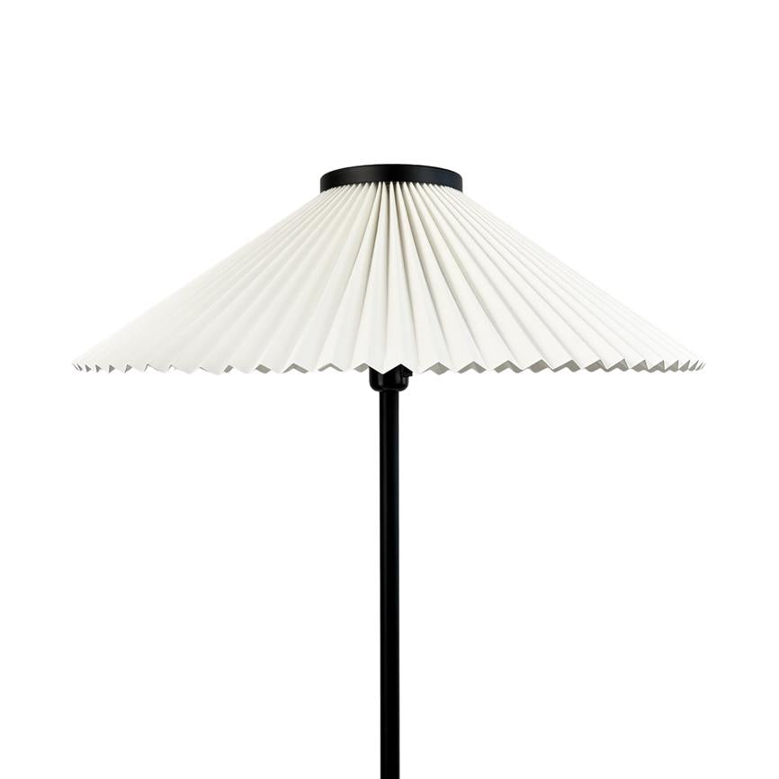 Dyberg Larsen Plissé gulvlampe hvit sort plissert