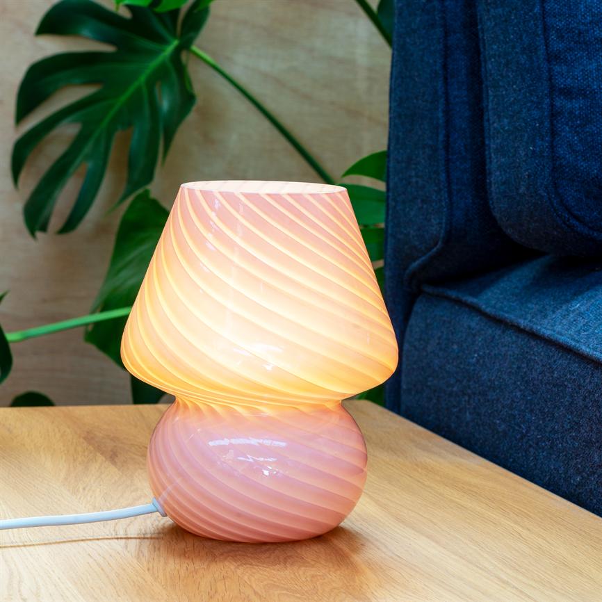 Dyberg Larsen Fanny bordlampe rosa opalglass