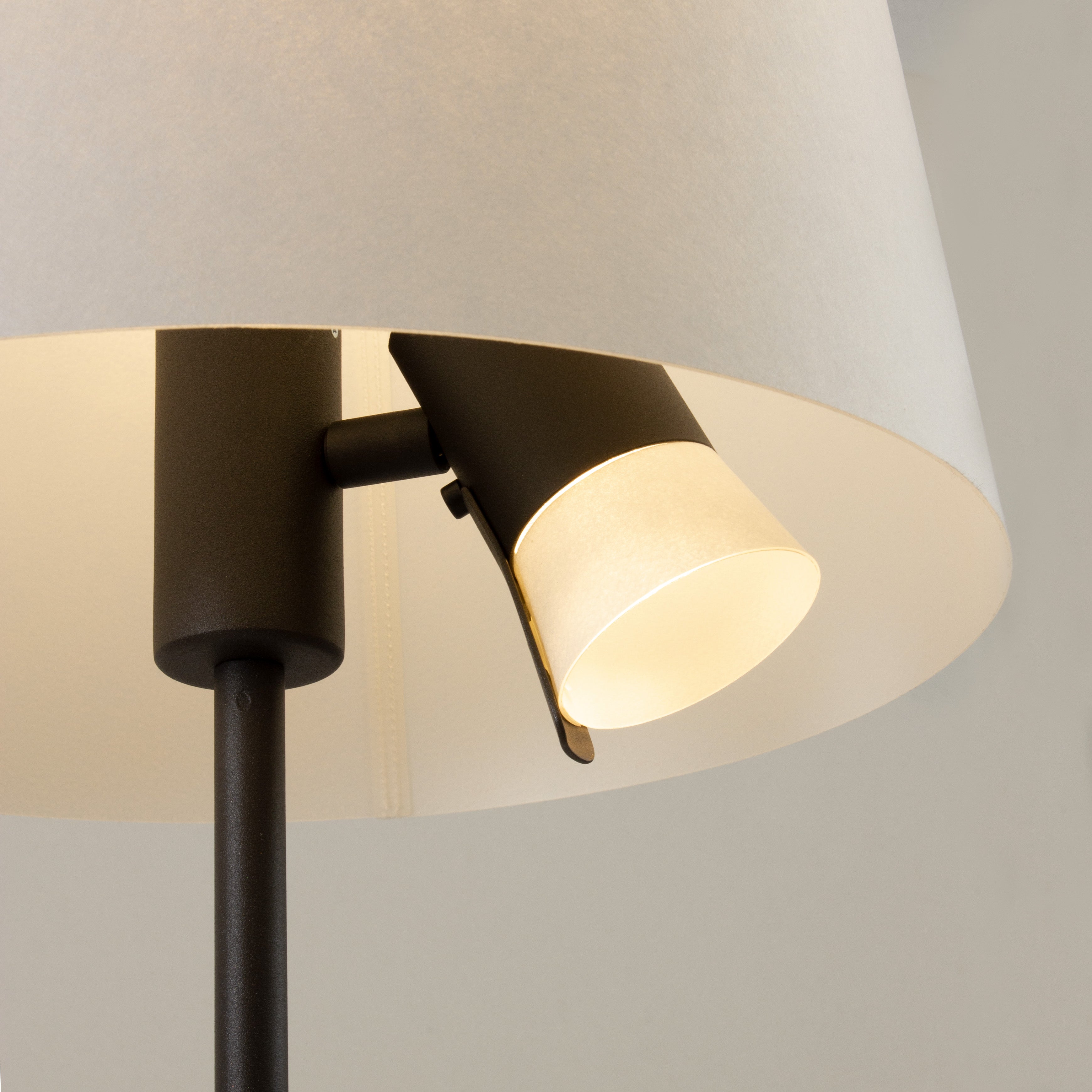 Zlamp Kaksi 149-3530 gulvlampe hvit lesespot