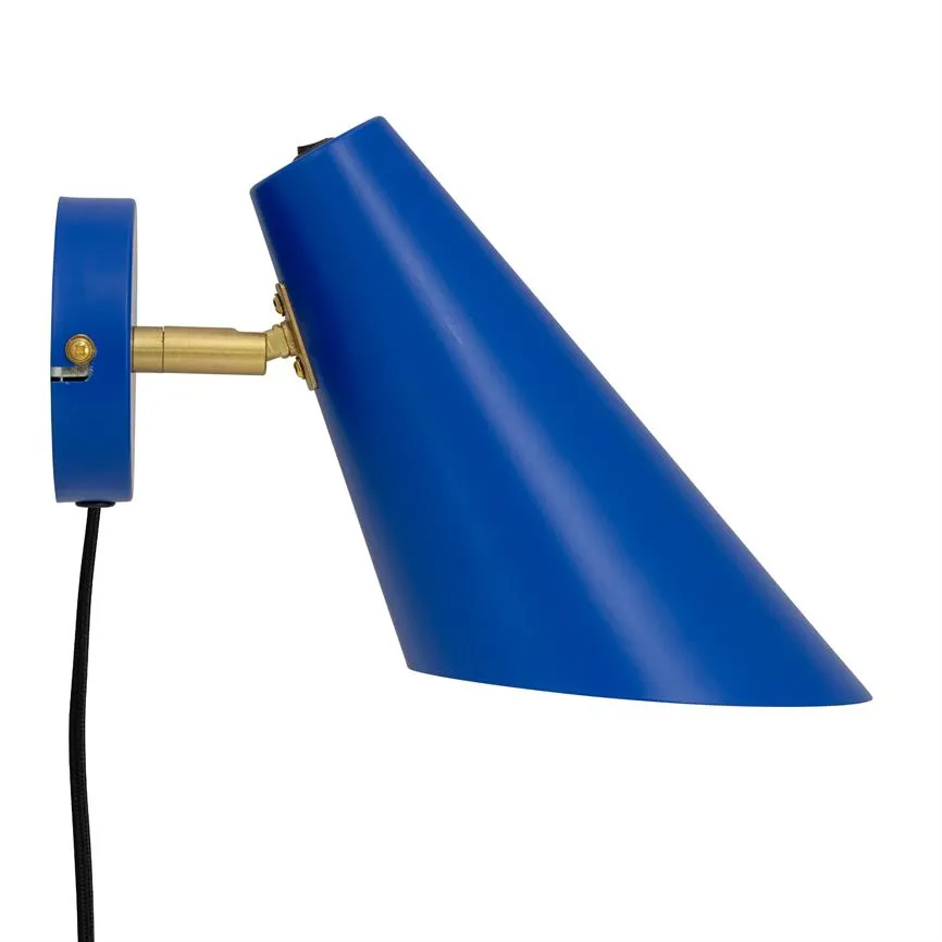 Dyberg Larsen Cale vegglampe blå med ledning