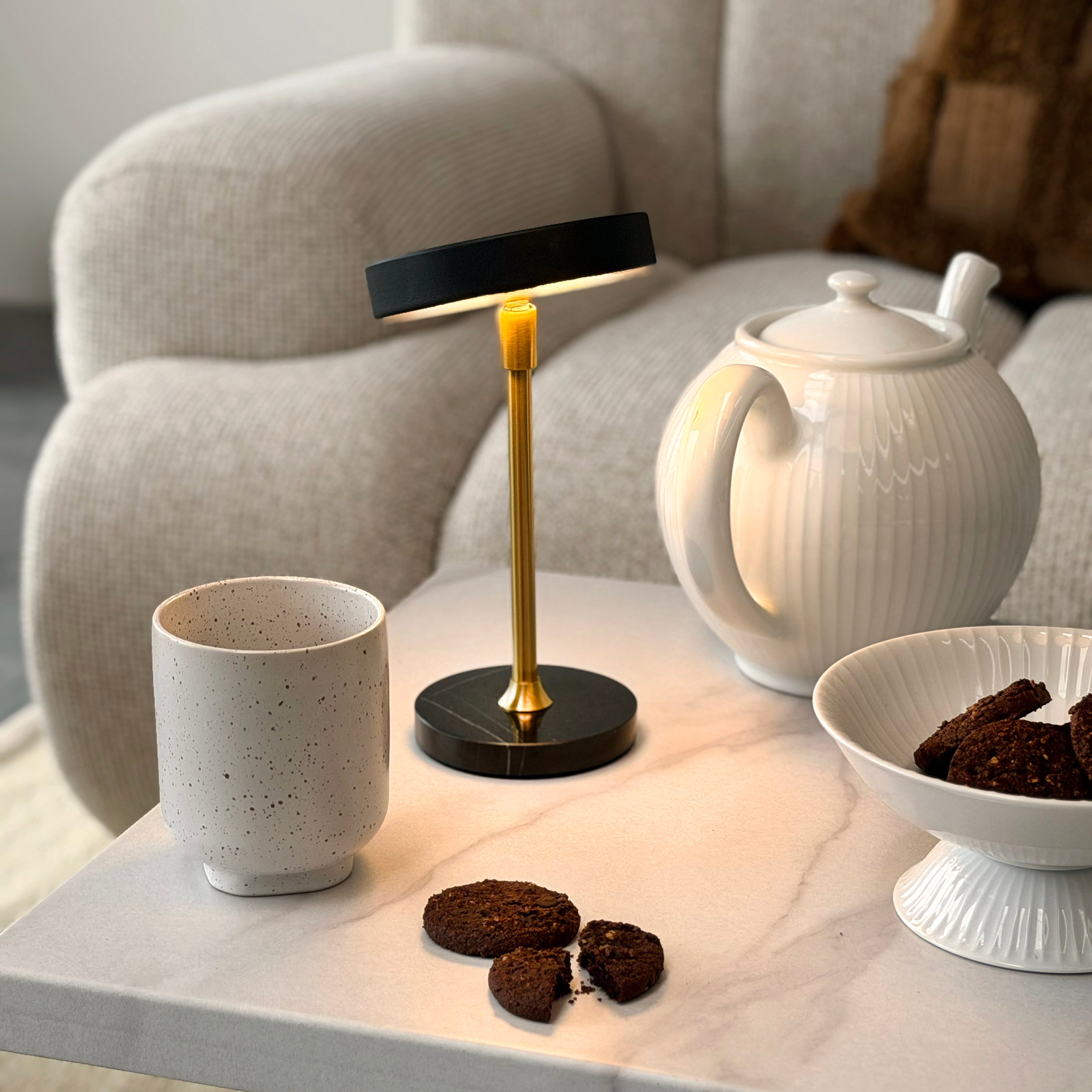 Dyberg Larsen Moonlight bordlampe svart LED oppladbar